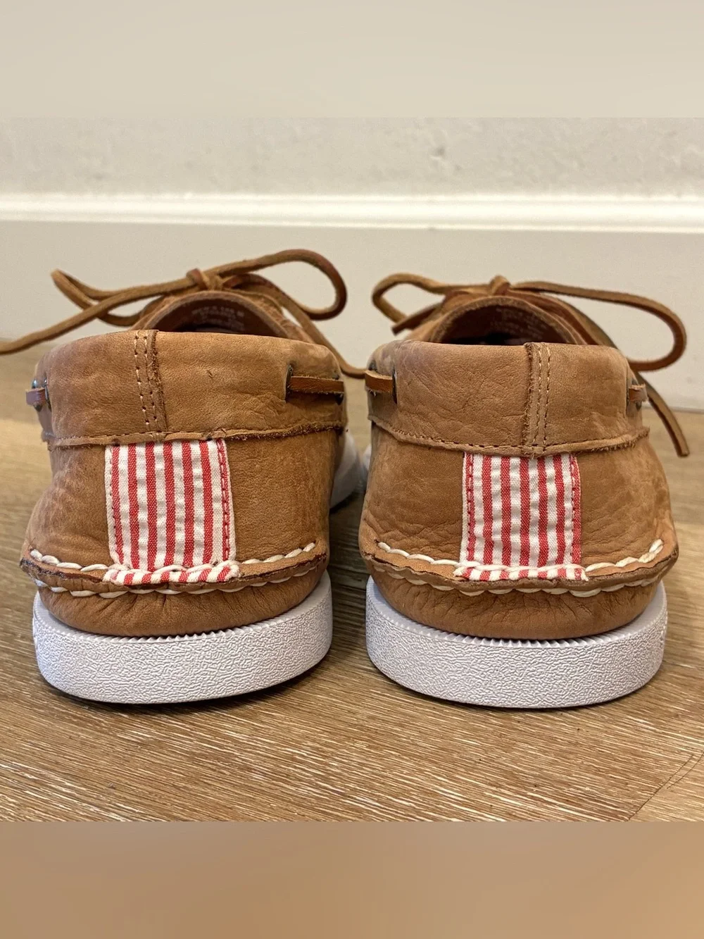 Sperry tan brown